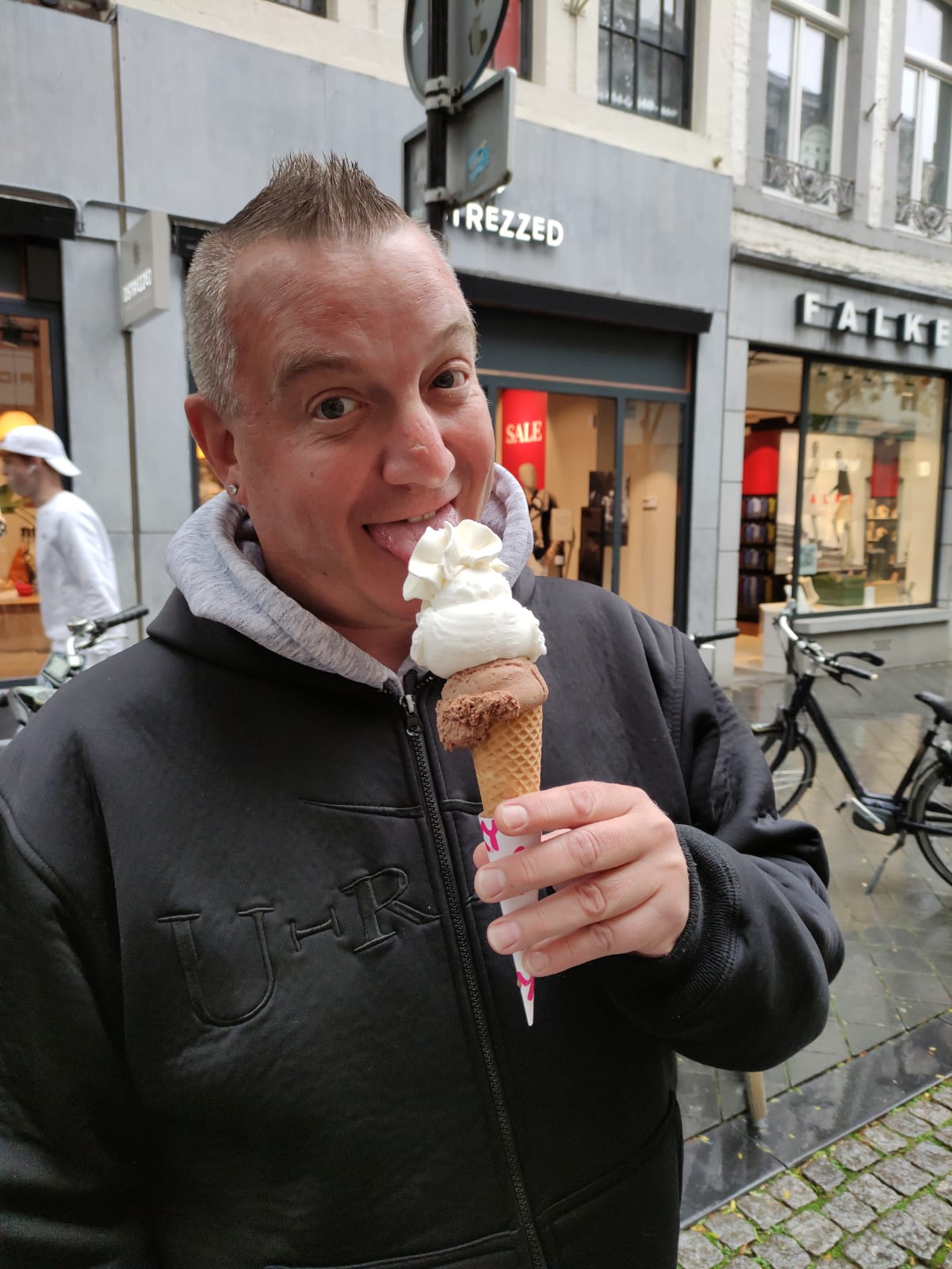 Saturnin - Obergesteln - Valais | Rencontre Mature