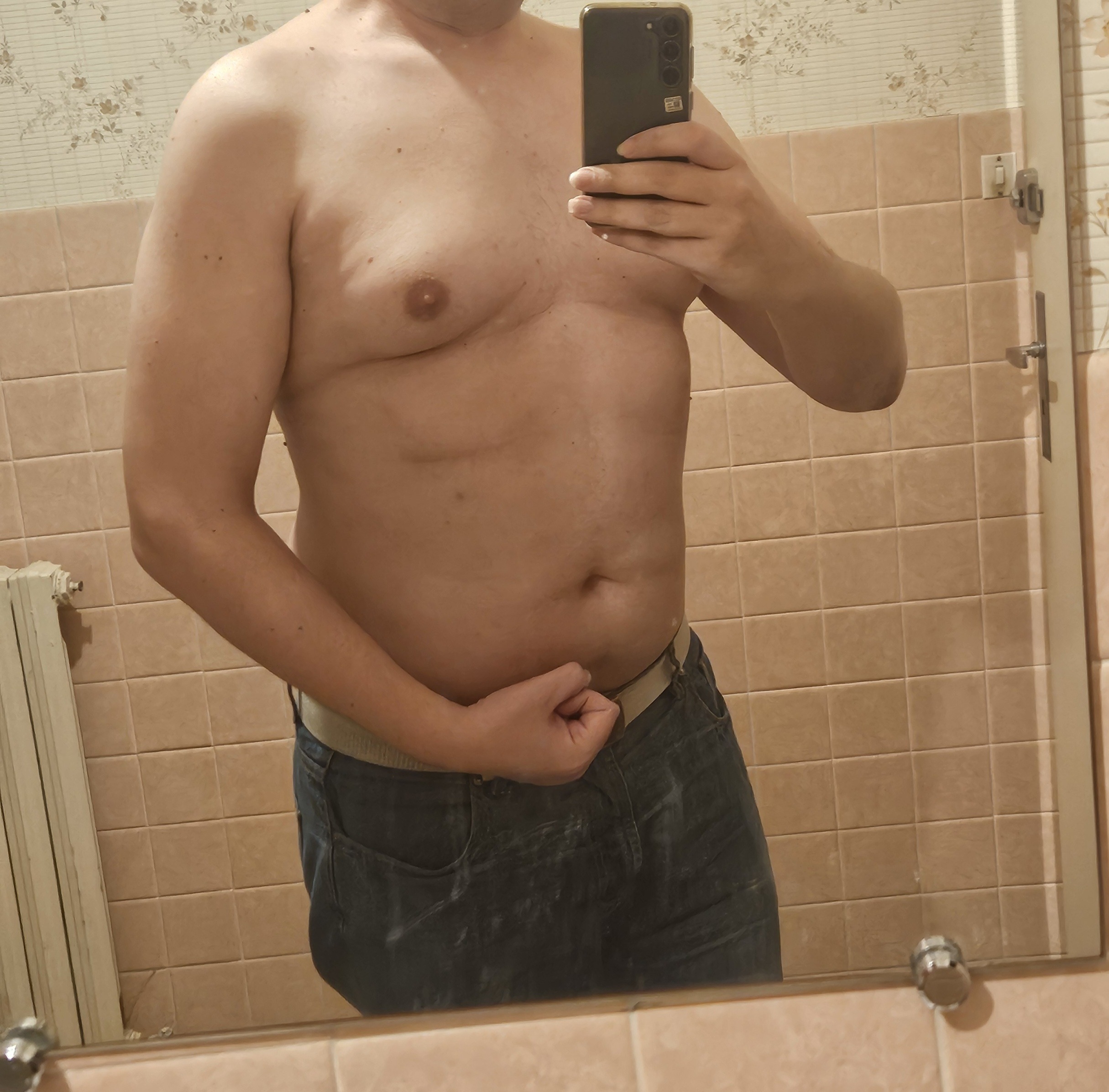 Guyllaume - Root D4 - Lucerne | Rencontre Mature