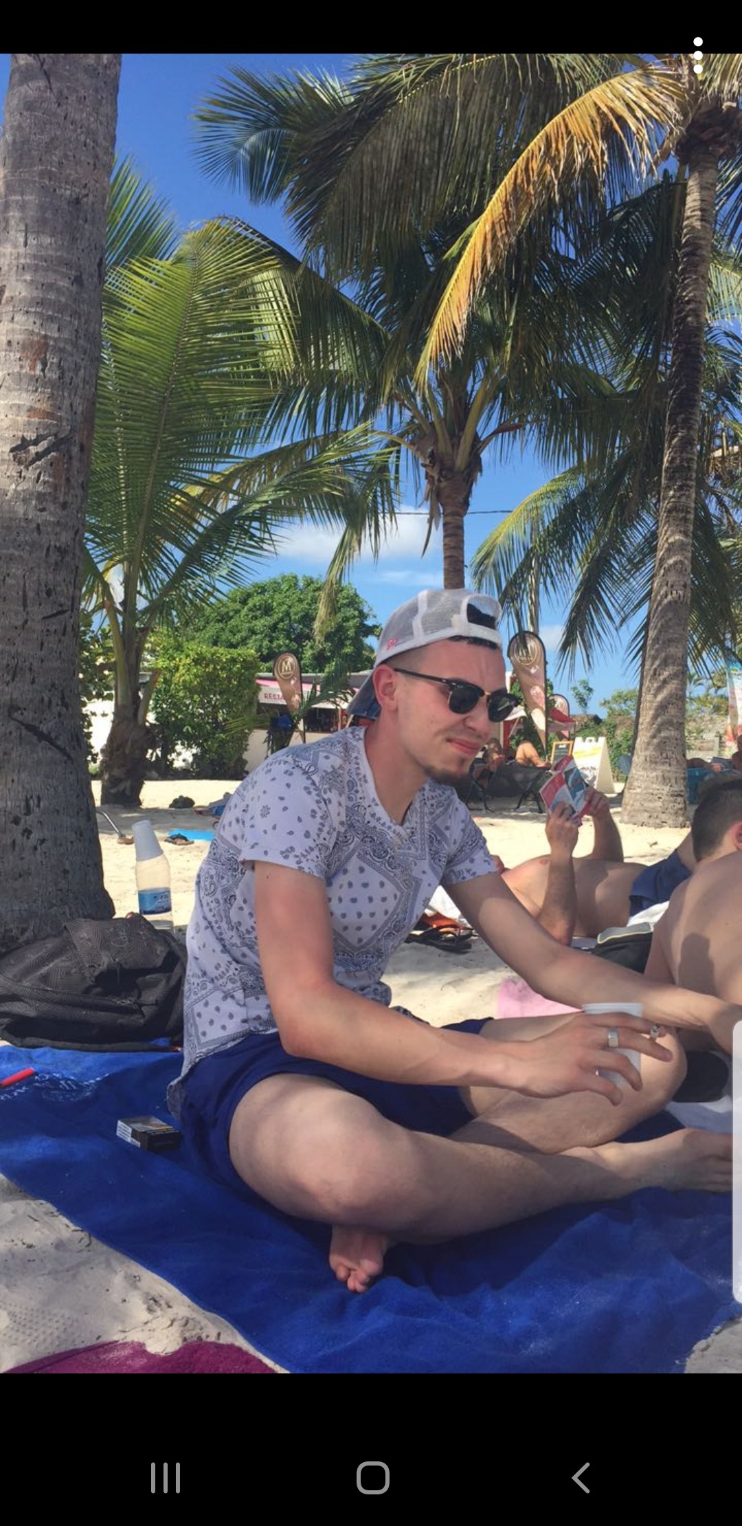 Nadjim - Altdorf SH - Schaffhouse | Rencontre Mature